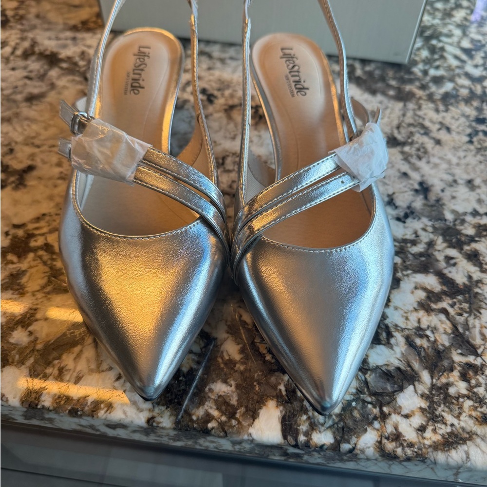 Life Stride Shimmering Silver Pumps
